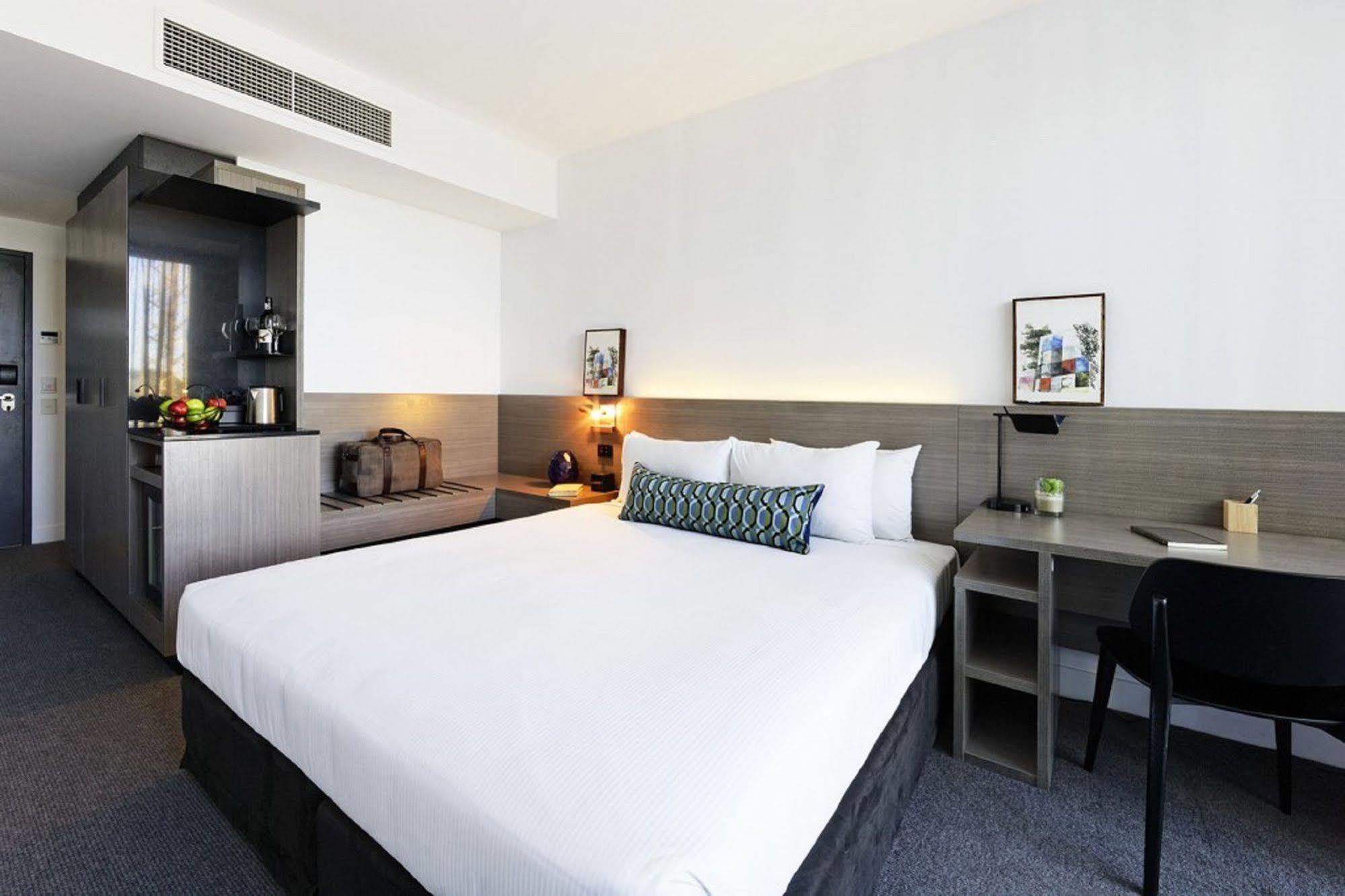 Alpha Mosaic Hotel Fortitude Valley Brisbane Exterior foto